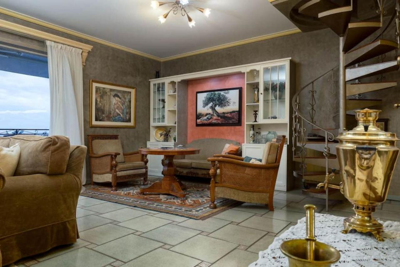 165 Sm Penthouse Maisonette Apartment Athén Kültér fotó